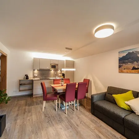 Wacker Apartment *